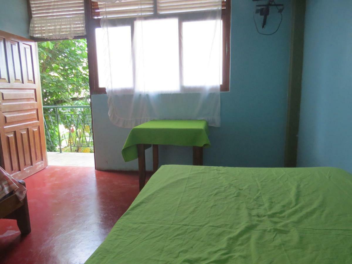 Tambopata Hostel Bambu Puerto Maldonado Kültér fotó