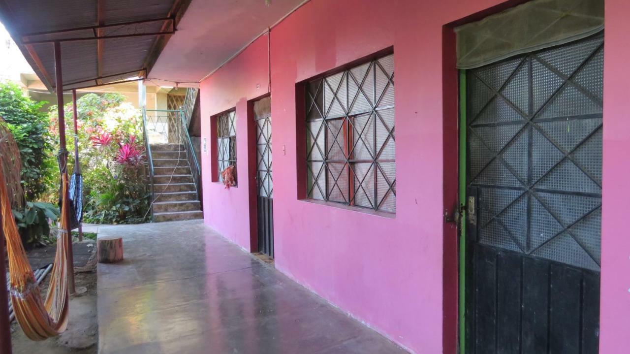 Tambopata Hostel Bambu Puerto Maldonado Kültér fotó